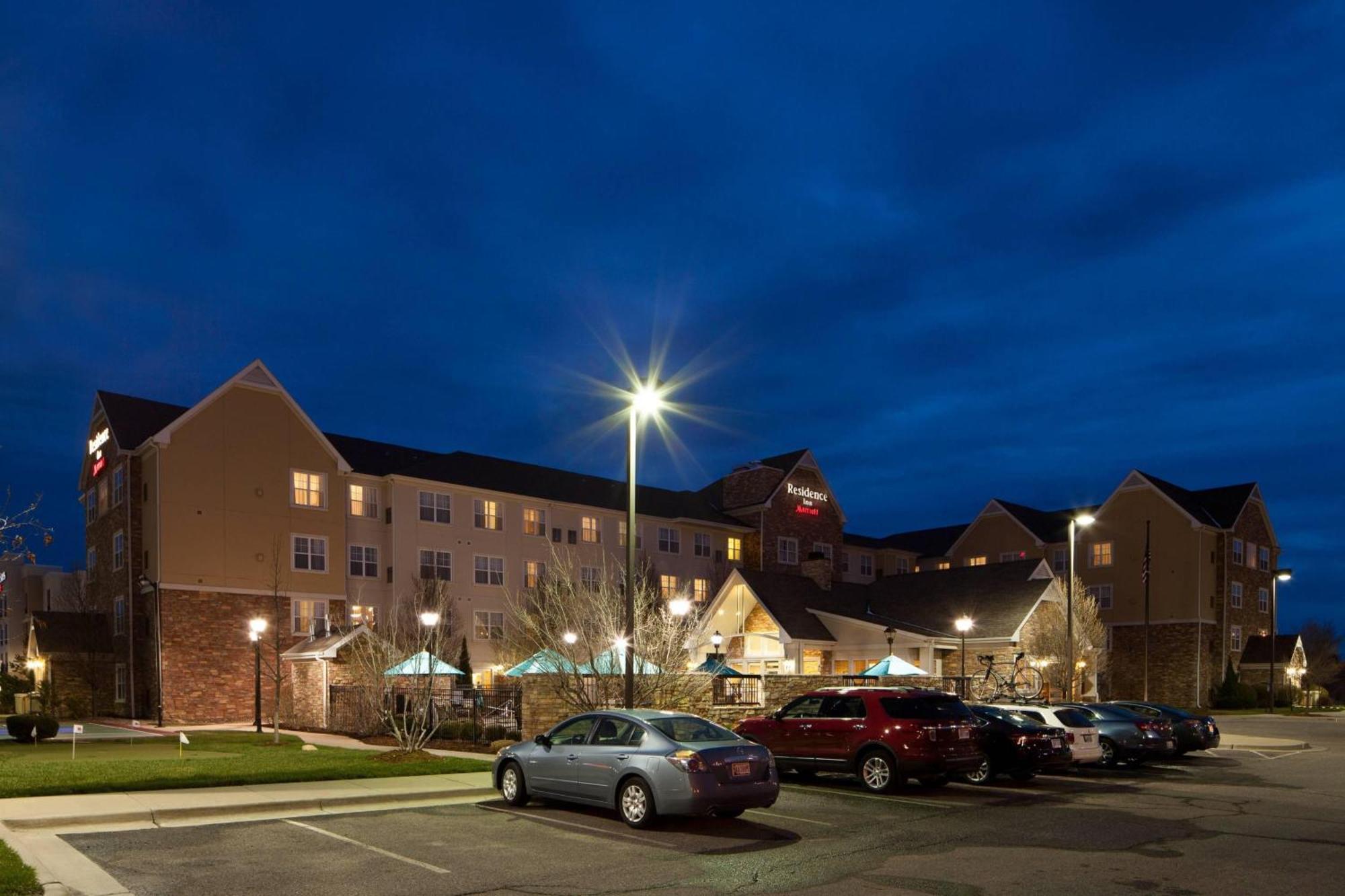 Residence Inn By Marriott Wichita East At Plazzio Buitenkant foto